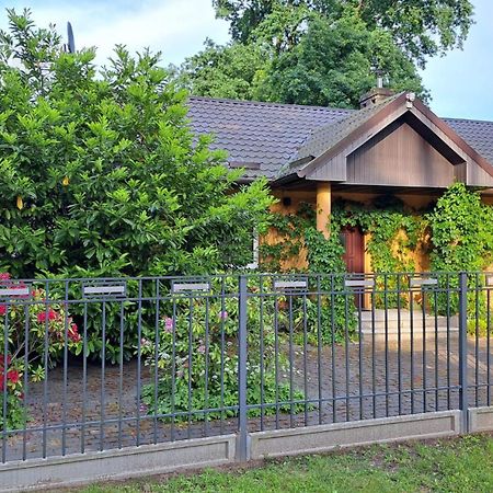 Pobierowo Bracka Villa ภายนอก รูปภาพ